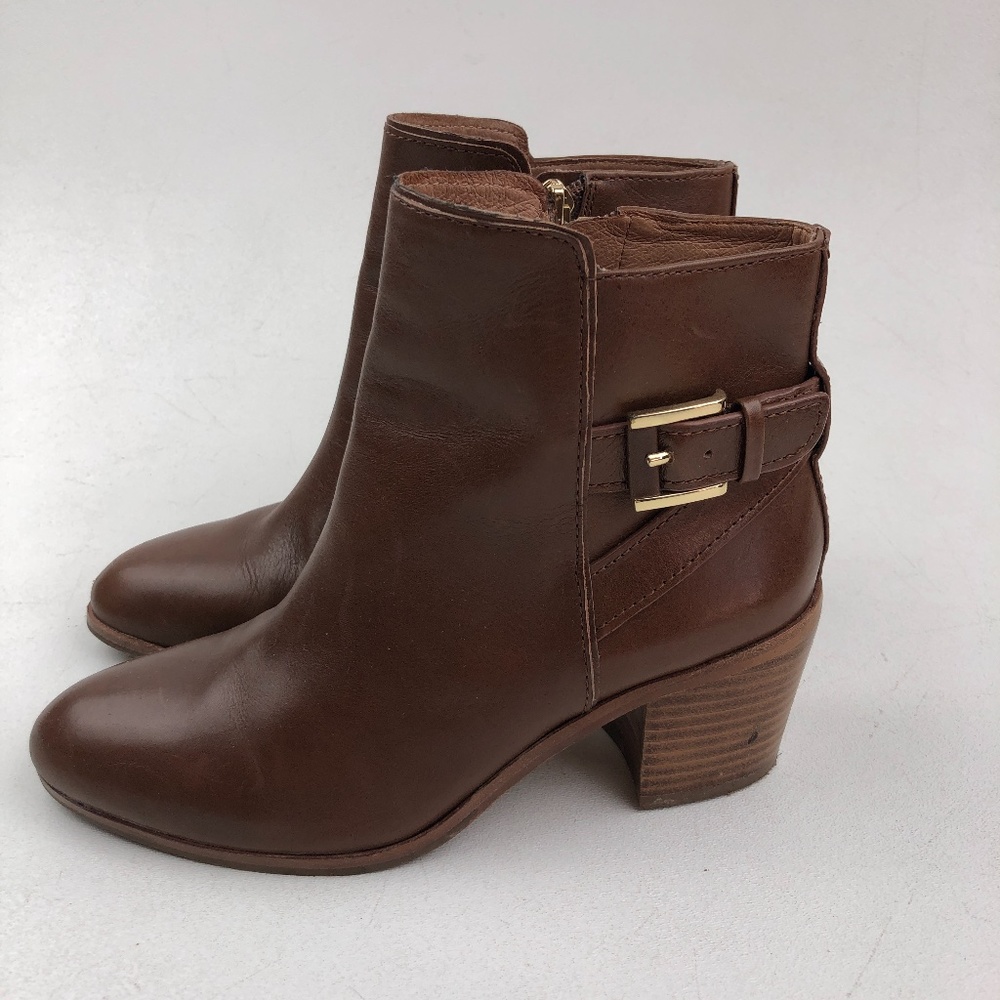 LOUISE ET CIE Zalia Ankle Leather Bootie